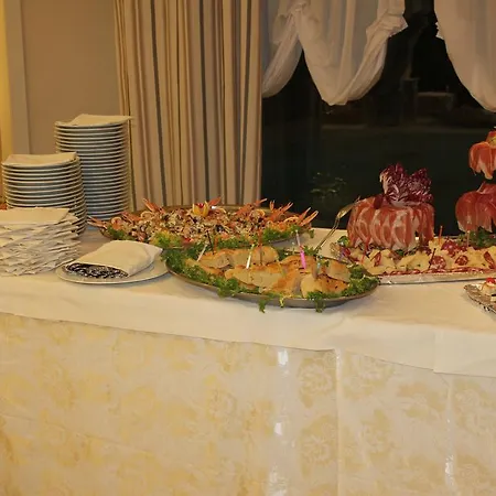 Hotel Sirolo 4* Сироло