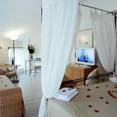 Отель Hotel Sirolo 4*
