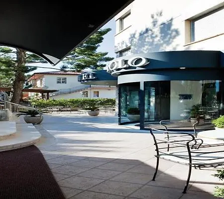 Hotel Sirolo Сироло