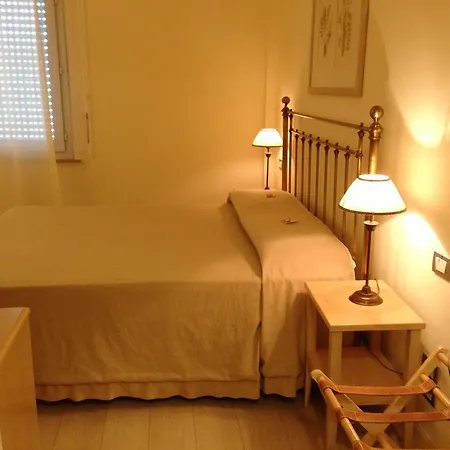 Hotel Sirolo Отель