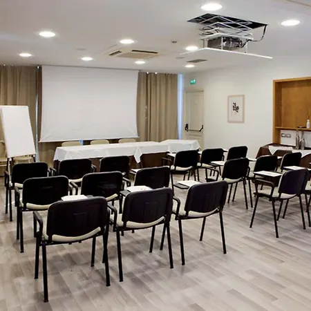 Hotel Sirolo سيرولو