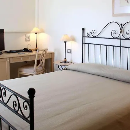 Hotel Sirolo فندق