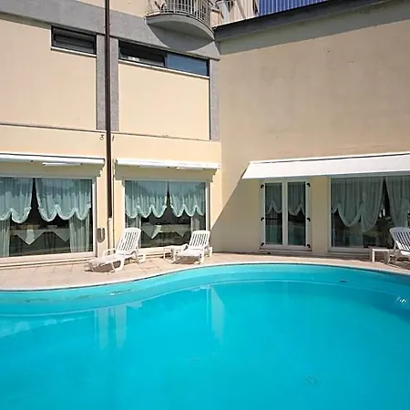 Hotel Sirolo Отель Сироло
