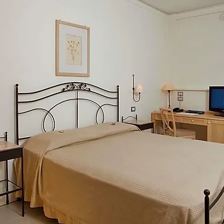 Hotel Sirolo Отель