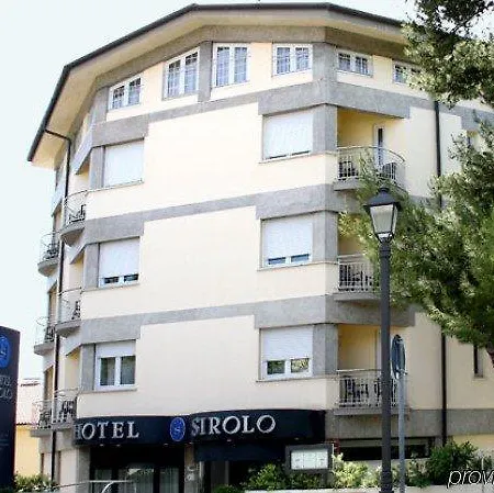 Hotel Sirolo Отель 4*
