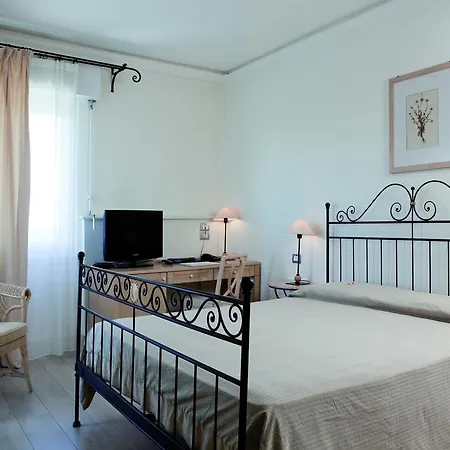 Отель Hotel Sirolo
