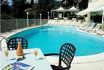Hotel Sirolo Отель Сироло