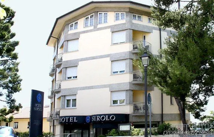 Hotel Sirolo Hotel 4*